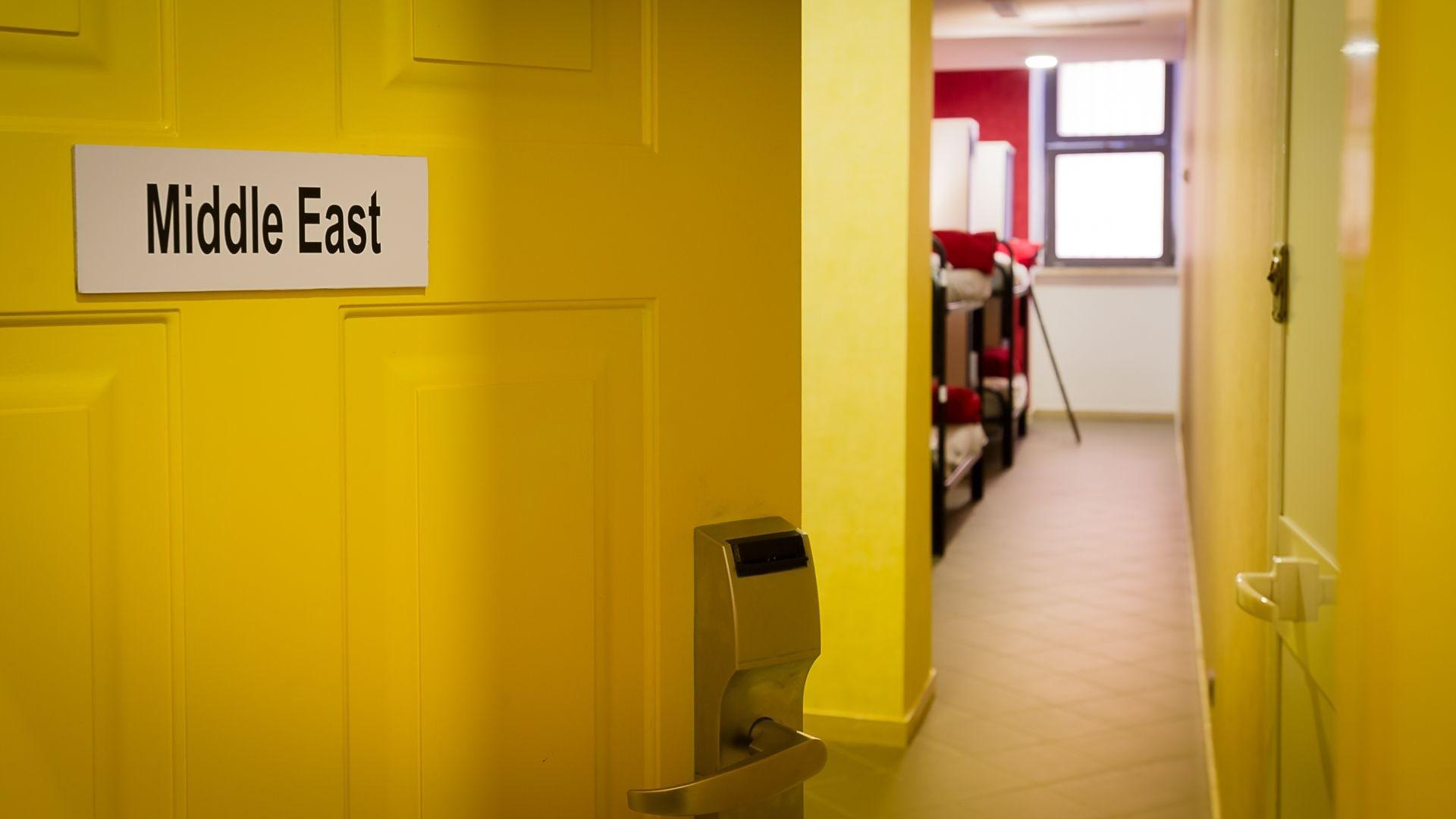 Youth Station Hostel Рим Экстерьер фото