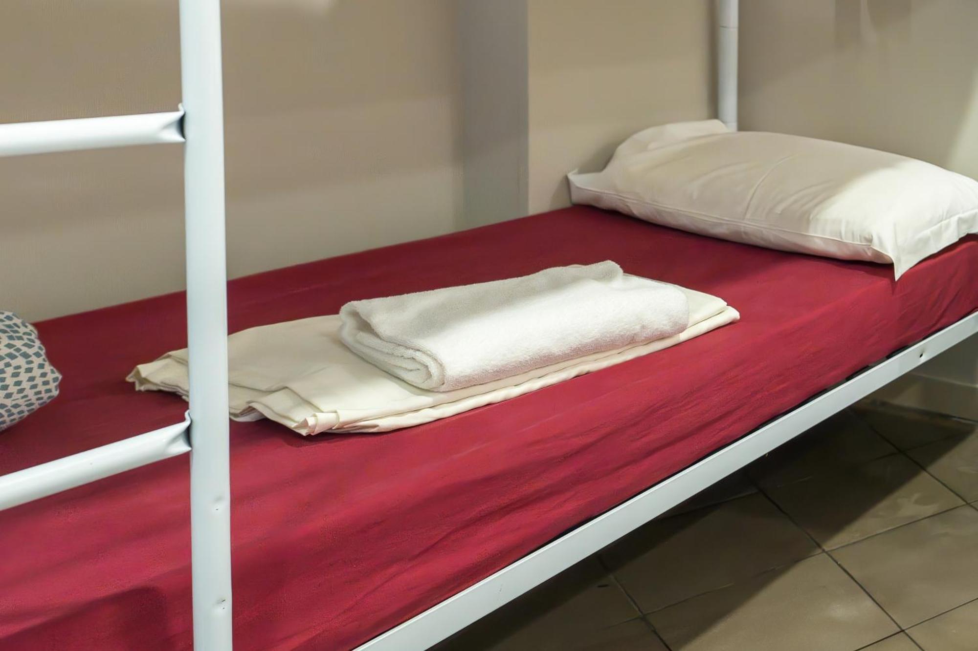 Youth Station Hostel Рим Экстерьер фото